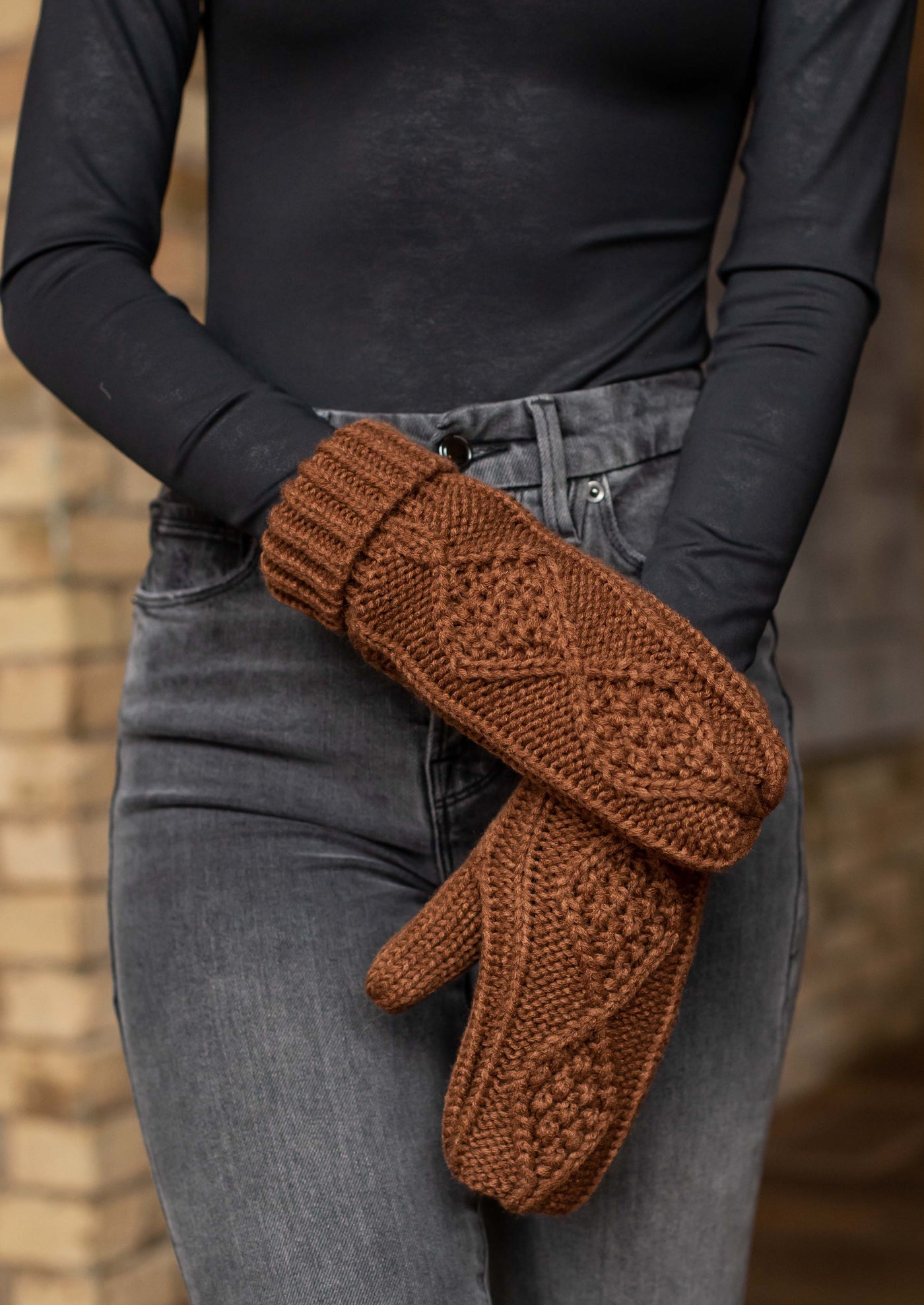 Brown Cable Knit Mittens
