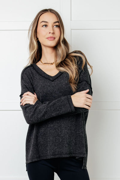 Brielle Freezing Brushed Hacci Top in Black