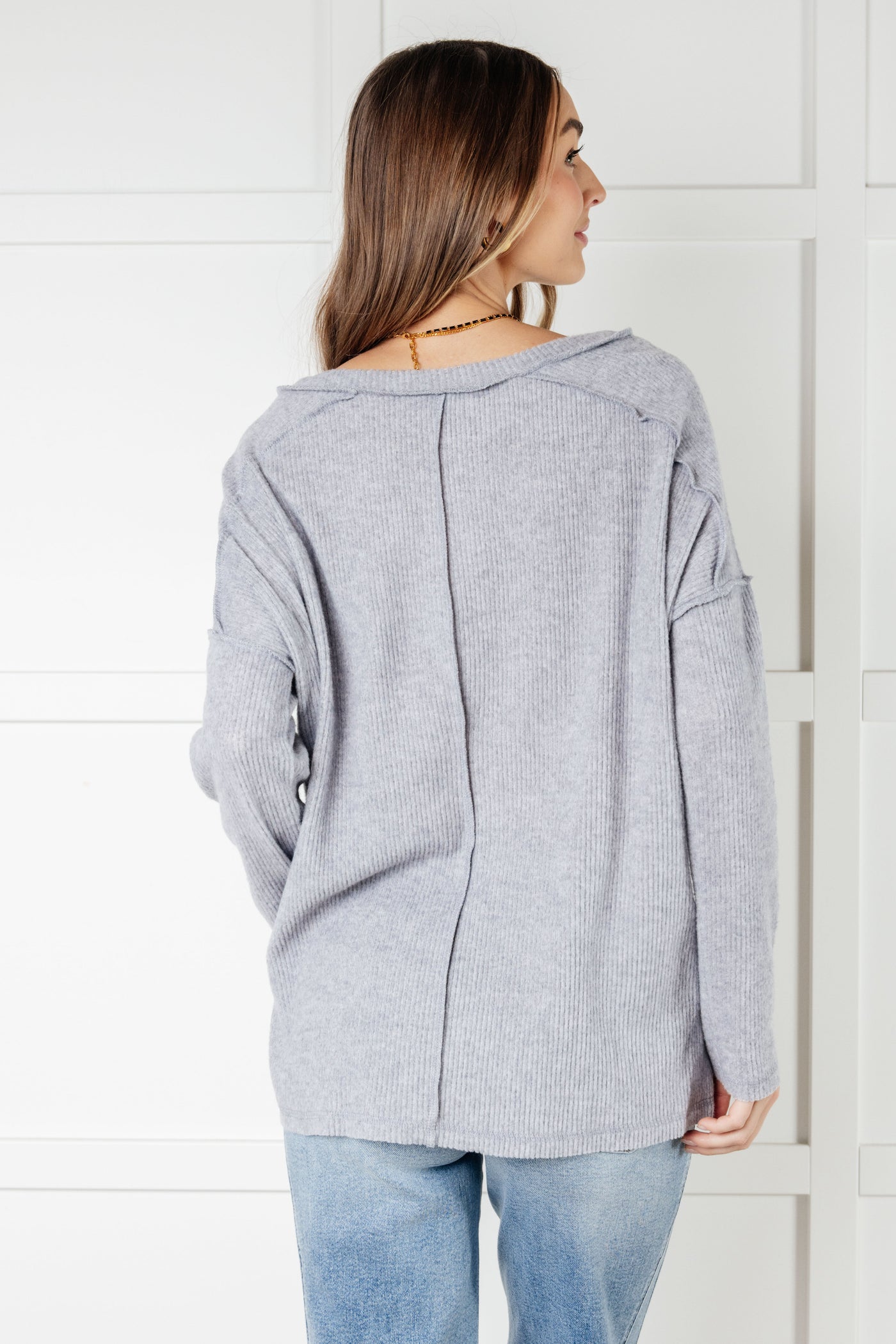 Brielle Freezing Brushed Hacci Top in Heather Grey