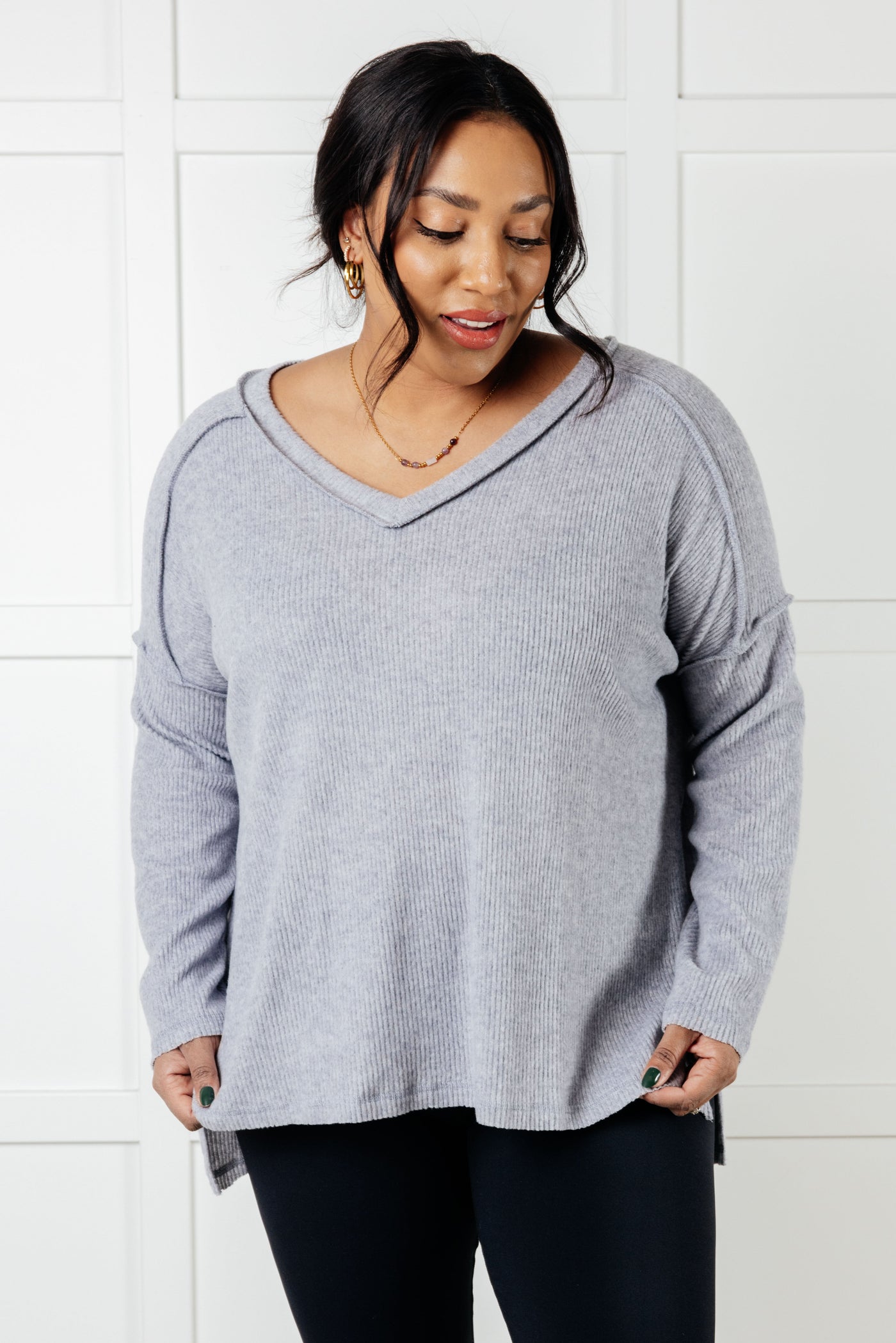 Brielle Freezing Brushed Hacci Top in Heather Grey