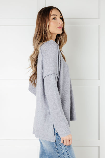 Brielle Freezing Brushed Hacci Top in Heather Grey