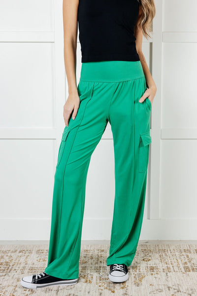 Relaxation Cargo Pants in Emerald Green